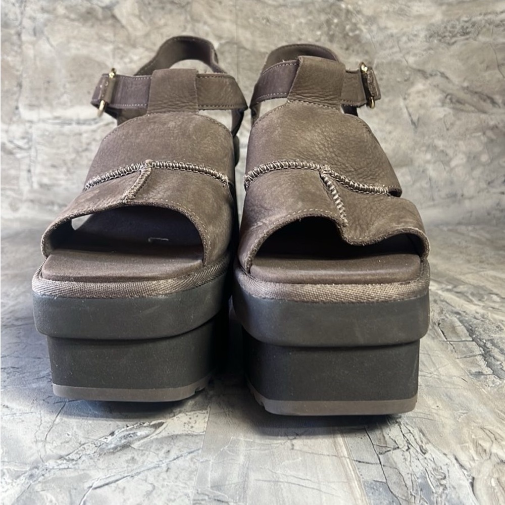 New Heights Platform Sandal (Women) - Picture 6 of 8